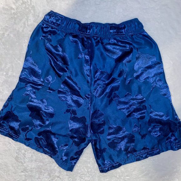 Silence + Noise Snap / Flyaway Silk Basketball Shorts - Picture 2 of 3